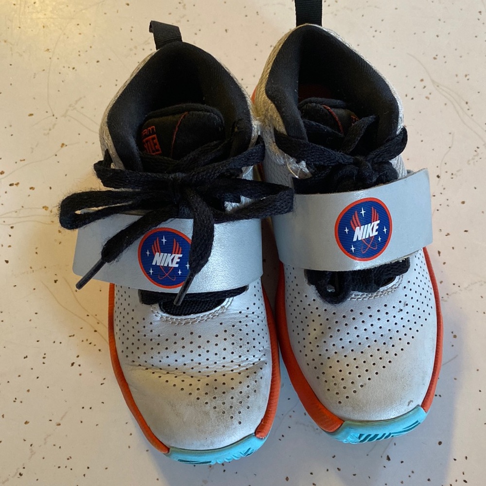 Boys Nike